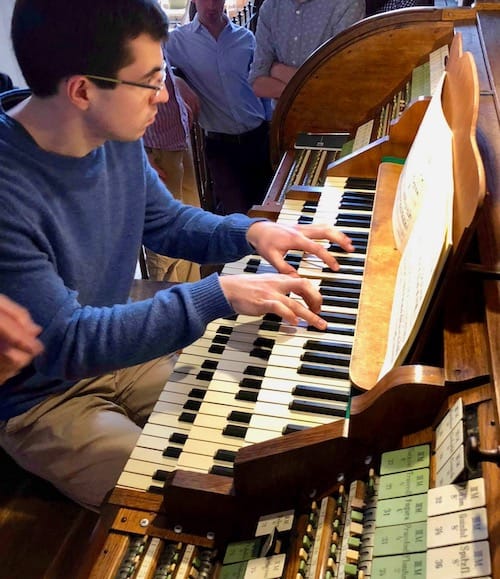 Performing on the Sauer-Organ at the Thomaskirche, Leipzig
